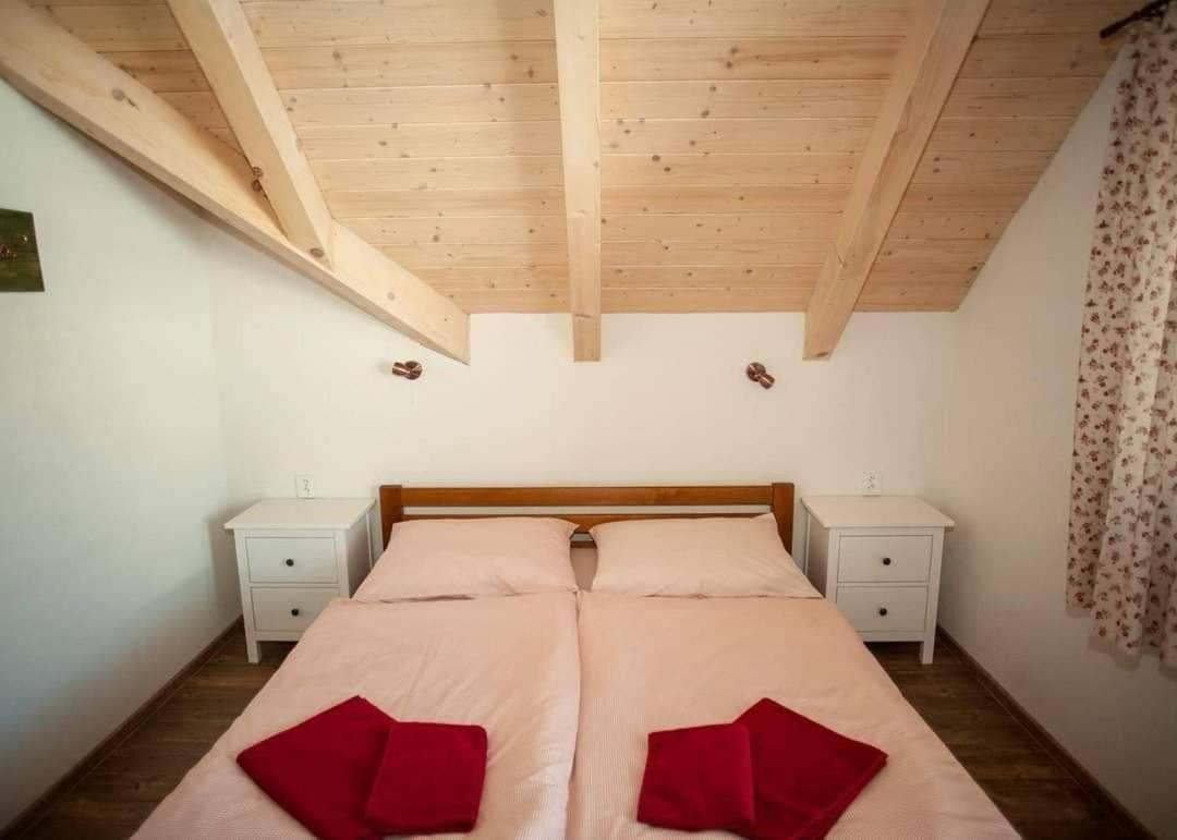 Fiserka Apartment *
